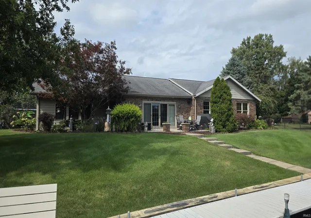 Photo 1 of Manufactured home for sale at 2109 Smith Ct, Rochester, IN 46975 | MLS# 202637196 | Listing updated on 2026-09-09