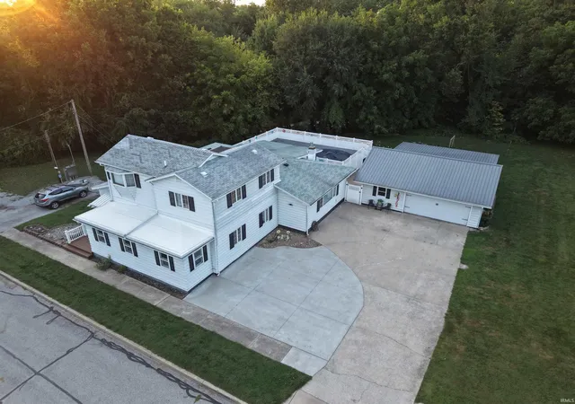 Photo 3 of Manufactured home for sale at 430 Clark St, Plymouth, IN 46563 | MLS# 202637200 | Listing updated on 2026-09-09