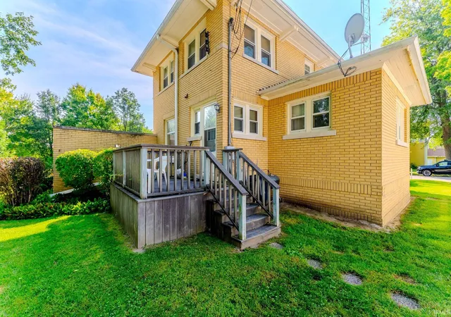 Photo 3 of Manufactured home for sale at 410 E 3rd Street, North Manchester, IN 46962 | MLS# 202637215 | Listing updated on 2026-09-16
