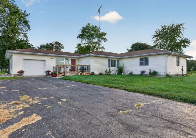 Photo 2 of Manufactured home for sale at 7763 W 650 North, Royal Center, IN 46978 | MLS# 202637218 | Listing updated on 2026-09-09