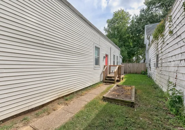 Photo 27 of Manufactured home for sale at 917 Mary St, Evansville, IN 47710 | MLS# 202637223 | Listing updated on 2026-10-01
