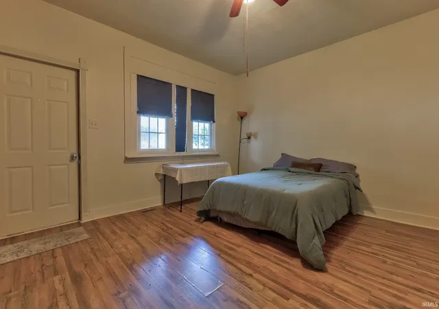 Photo 3 of Manufactured home for sale at 917 Mary St, Evansville, IN 47710 | MLS# 202637223 | Listing updated on 2026-09-10