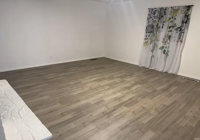Photo 2 of Manufactured home for sale at 7417 Marianne Ave, Indianapolis, IN 46219 | MLS# 202637225 | Listing updated on 2026-09-21