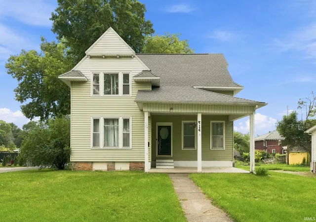 Manufactured home for sale at 714 N Jackson St, Auburn, IN 46706 | MLS# 202637227