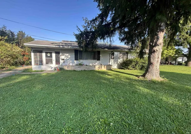 Photo 2 of Manufactured home for sale at 2701 N Rosewood Ave, Muncie, IN 47304 | MLS# 202637229 | Listing updated on 2026-09-10
