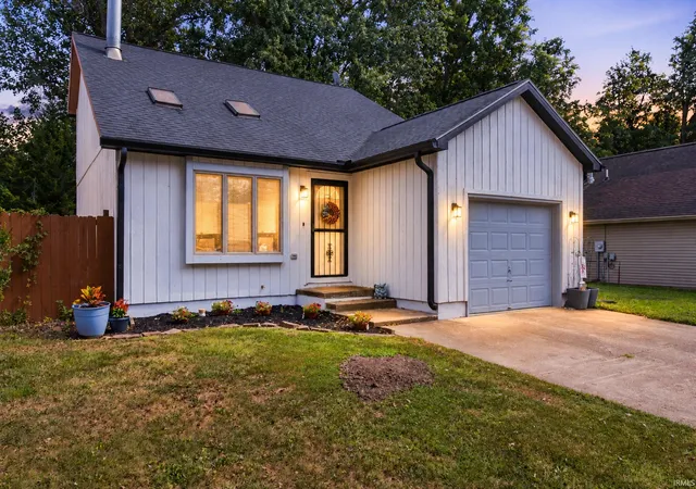 Photo 1 of Manufactured home for sale at 5622 Maple Ln, Newburgh, IN 47630 | MLS# 202637232 | Listing updated on 2026-09-10