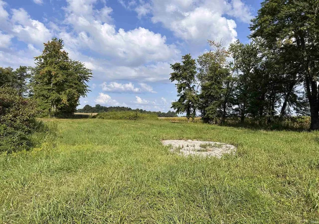 Photo 1 of Sale Pending at 0 W 1000 South, Huntingburg, IN 47542 | MLS# 202637233 | Listing updated on 2026-09-10