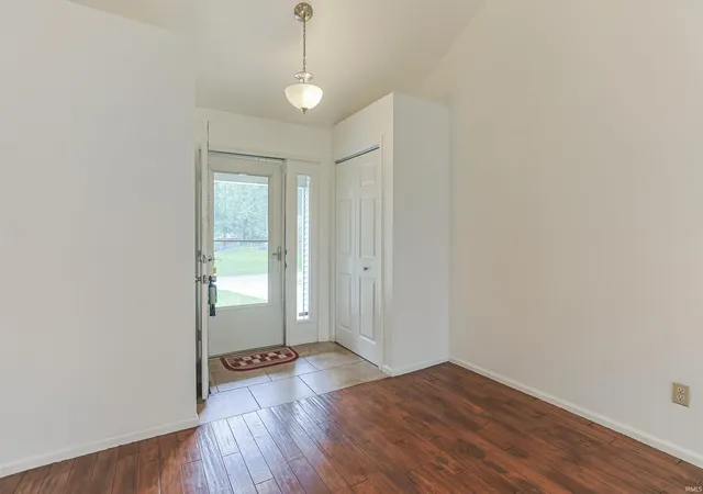 Photo 4 of Manufactured home for sale at 53134 Old Farm Rd, Elkhart, IN 46514 | MLS# 202637247 | Listing updated on 2026-09-10