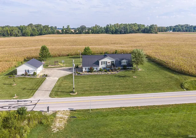 Photo 2 of Manufactured home for sale at 1686 W 47th Street, Jasper, IN 47546 | MLS# 202637255 | Listing updated on 2026-09-17