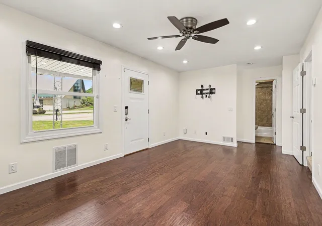 Photo 4 of Manufactured home for sale at 54218 N Ironwood Rd, South Bend, IN 46635 | MLS# 202637269 | Listing updated on 2026-10-22