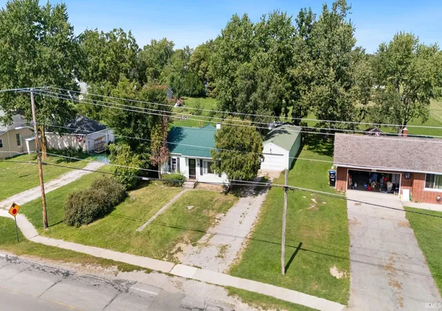 Photo 3 of Sale Pending at 310 E Walnut St, Waterloo, IN 46793 | MLS# 202637275 | Listing updated on 2026-09-17