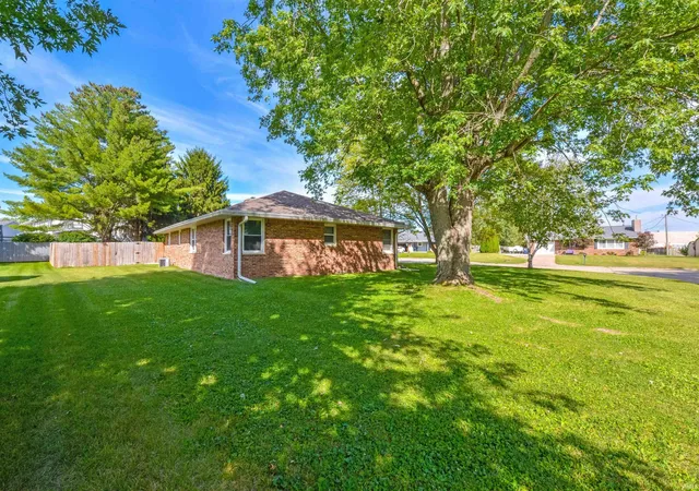 Photo 2 of Sale Pending at 358 Primrose Ln, Frankfort, IN 46041 | MLS# 202637276 | Listing updated on 2026-09-14