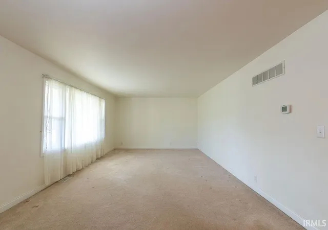 Photo 3 of Manufactured home for sale at 3700 Herndon Dr, Evansville, IN 47715 | MLS# 202637288 | Listing updated on 2026-09-13