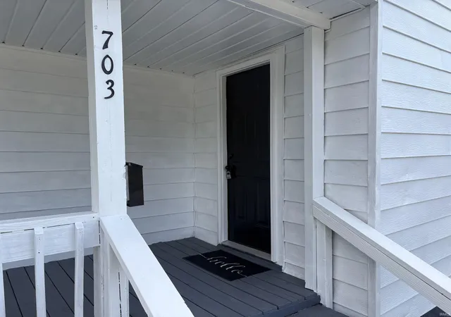 Photo 2 of Manufactured home for sale at 703 Walnut St, Lawrenceville, IL 62439 | MLS# 202637295 | Listing updated on 2026-10-08