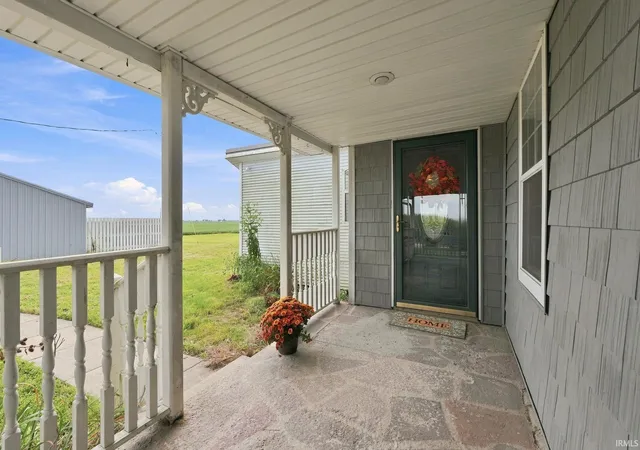 Photo 2 of Manufactured home for sale at 4685 W 400 North, Wabash, IN 46992 | MLS# 202637299 | Listing updated on 2026-09-14