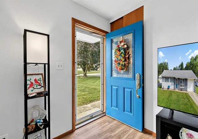 Photo 3 of Sale Pending at 422 Park Rd, Tipton, IN 46072 | MLS# 202637307 | Listing updated on 2026-09-14