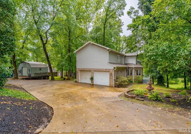 Photo 2 of Manufactured home for sale at 1300 N Red Bank Rd, Evansville, IN 47720 | MLS# 202637308 | Listing updated on 2026-09-18