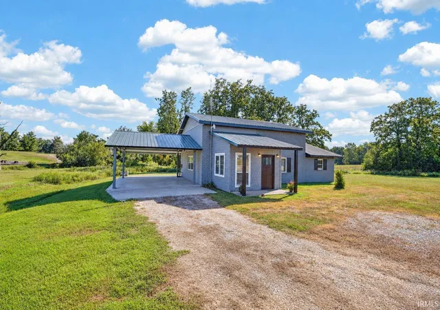 Photo 1 of Manufactured home for sale at 1002 W Morton St, Oakland City, IN 47660 | MLS# 202637313 | Listing updated on 2026-09-21