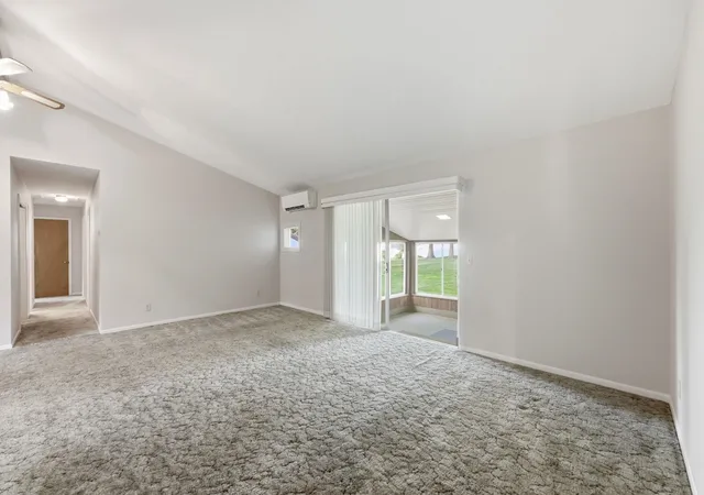 Photo 3 of Sale Pending at 2311 Leesmoor Ln, Fort Wayne, IN 46808 | MLS# 202637314 | Listing updated on 2026-09-14
