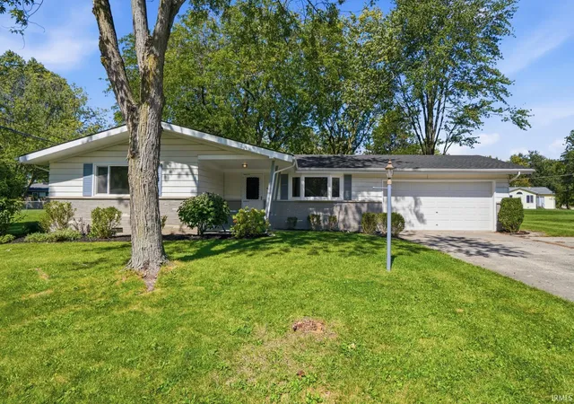 Photo 1 of Manufactured home for sale at 4015 Wedgewood Dr, Fort Wayne, IN 46815 | MLS# 202637317 | Listing updated on 2026-09-10