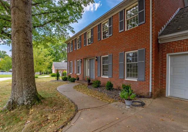 Photo 3 of Manufactured home for sale at 1542 Kings Brg Rd, Evansville, IN 47725 | MLS# 202637325 | Listing updated on 2026-09-17
