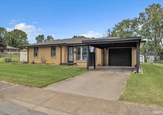 Photo 1 of Manufactured home for sale at 823 E Sherman St, Mount Vernon, IN 47620 | MLS# 202637328 | Listing updated on 2026-09-19
