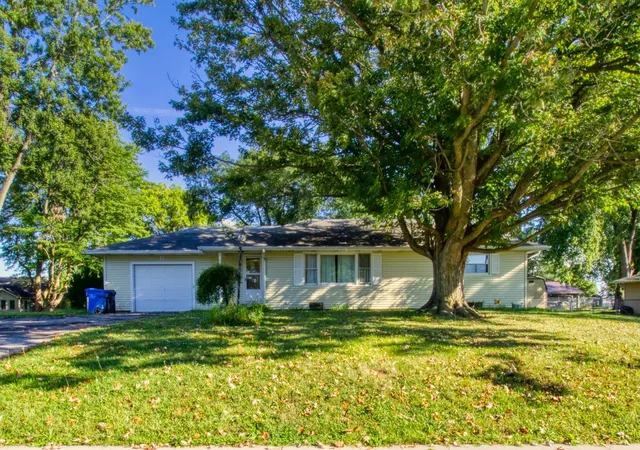 Photo 1 of Manufactured home for sale at 11 Barbara Dr, Columbia City, IN 46725 | MLS# 202637332 | Listing updated on 2026-09-22