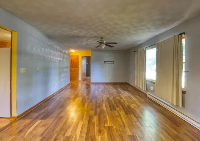 Photo 3 of Manufactured home for sale at 11 Barbara Dr, Columbia City, IN 46725 | MLS# 202637332 | Listing updated on 2026-09-22