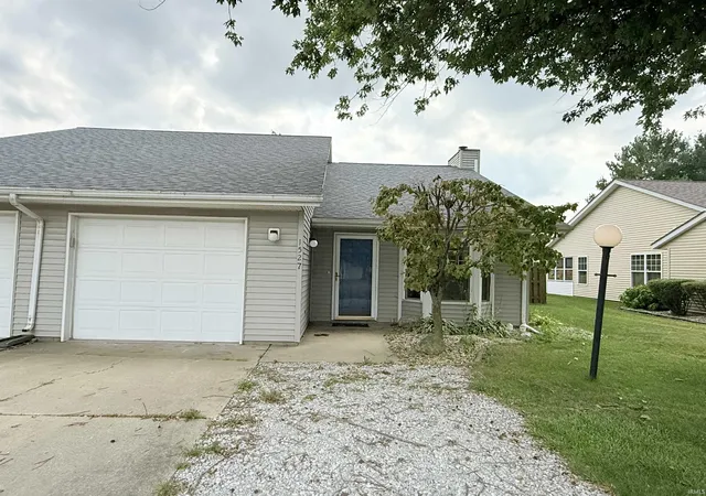 Photo 2 of Condo for sale at 1527 W 31st Street, Marion, IN 46953 | MLS# 202637335 | Listing updated on 2026-09-28