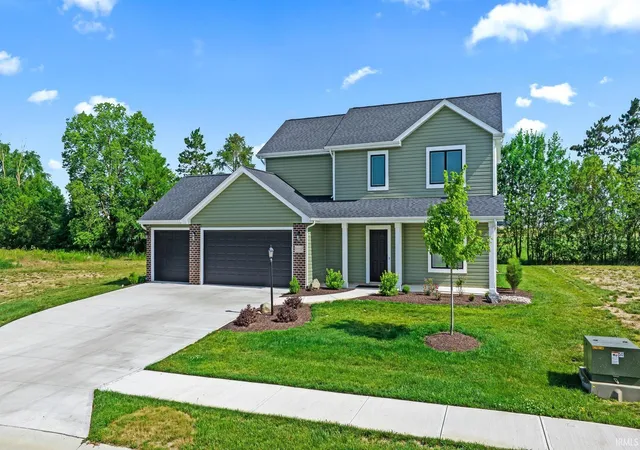 Photo 2 of Manufactured home for sale at 11132 Carob Thorn Trl, Roanoke, IN 46783 | MLS# 202637339 | Listing updated on 2026-09-10