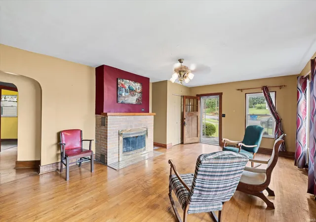 Photo 3 of Manufactured home for sale at 547 Walnut St, Rockport, IN 47635 | MLS# 202637345 | Listing updated on 2026-09-10