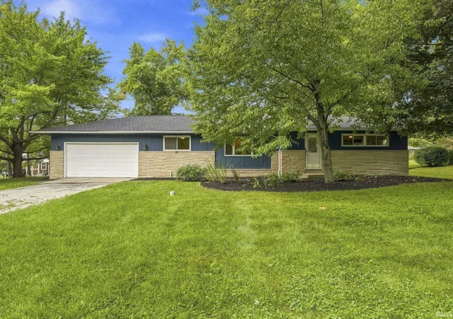 Photo 1 of Manufactured home for sale at 11307 Gongwer Dr, Fort Wayne, IN 46845 | MLS# 202637351 | Listing updated on 2026-09-19