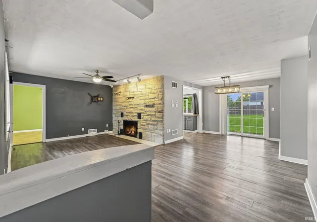 Photo 3 of Manufactured home for sale at 11307 Gongwer Dr, Fort Wayne, IN 46845 | MLS# 202637351 | Listing updated on 2026-09-19