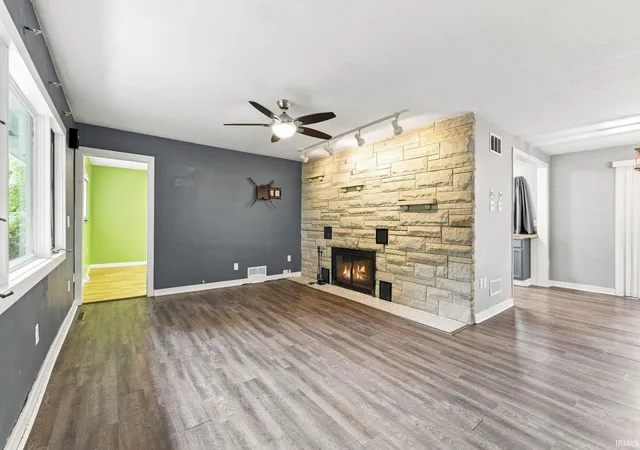 Photo 4 of Manufactured home for sale at 11307 Gongwer Dr, Fort Wayne, IN 46845 | MLS# 202637351 | Listing updated on 2026-09-19