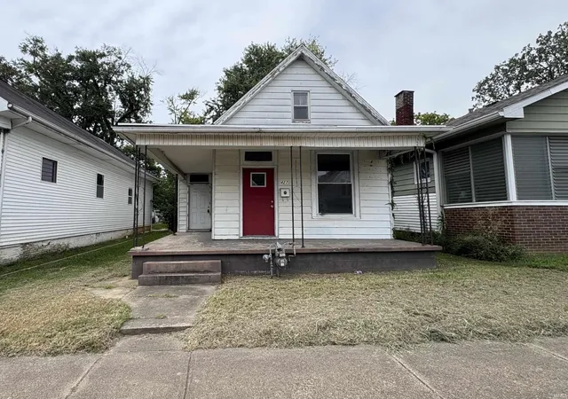 Photo 1 of Manufactured home for sale at 427 S Bedford Ave, Evansville, IN 47713 | MLS# 202637364 | Listing updated on 2026-09-10