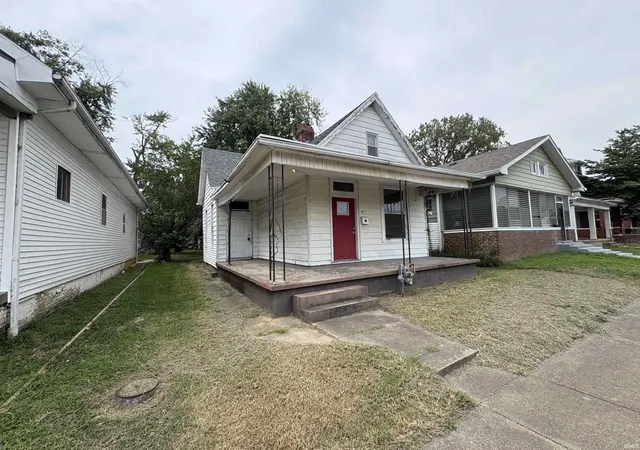 Photo 1 of Manufactured home for sale at 427 S Bedford Ave, Evansville, IN 47713 | MLS# 202637364 | Listing updated on 2026-09-10