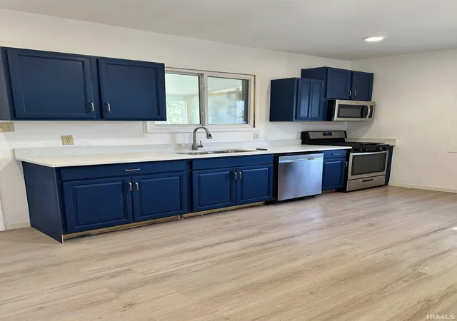 Photo 2 of Manufactured home for sale at 504 W Memorial Dr, Muncie, IN 47302 | MLS# 202637373 | Listing updated on 2026-09-14