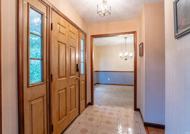 Photo 4 of Sale Pending at 5433 Crestwood Dr, Newburgh, IN 47630 | MLS# 202637387 | Listing updated on 2026-10-08