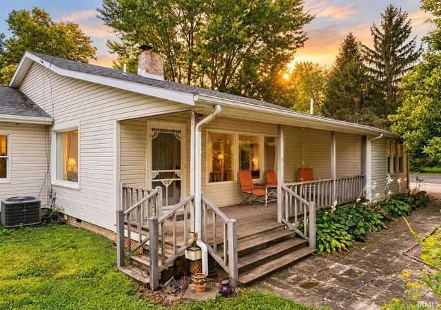 Photo 1 of Manufactured home for sale at 3303 E Cr 300 S Rd, Muncie, IN 47302 | MLS# 202637388 | Listing updated on 2026-09-24