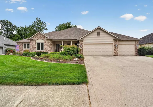 Manufactured home for sale at 7008 Hawksnest Trl, Fort Wayne, IN 46835-9665 | MLS# 202637401