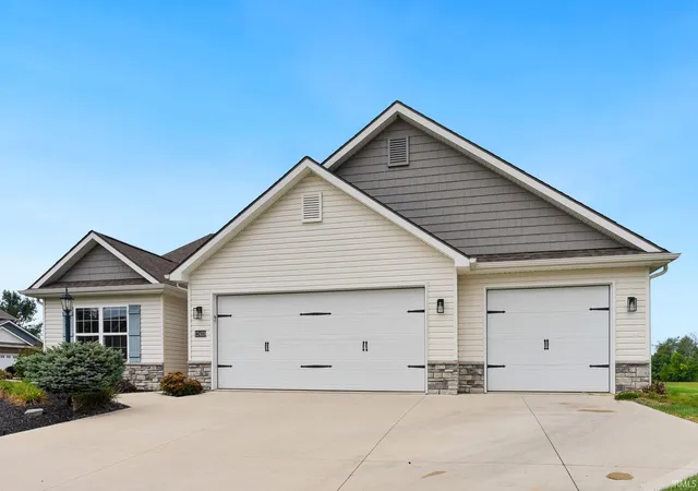 Photo 1 of Manufactured home for sale at 12433 Tolee Ct, Fort Wayne, IN 46818 | MLS# 202637407 | Listing updated on 2026-09-18