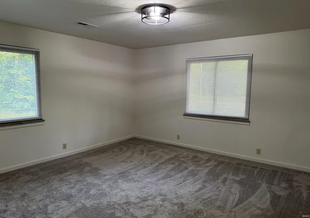 Photo 4 of Manufactured home for sale at 3201 Grace Ln, Muncie, IN 47304 | MLS# 202637414 | Listing updated on 2026-09-16