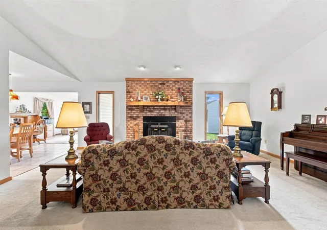 Photo 3 of Sale Pending at 95 E Co Rd 180 N, Frankfort, IN 46041 | MLS# 202637415 | Listing updated on 2026-09-15