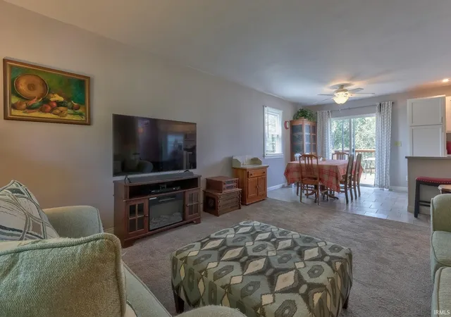 Photo 3 of Manufactured home for sale at 4255 N Blackford Rd, Mount Vernon, IN 47620 | MLS# 202637423 | Listing updated on 2026-09-11