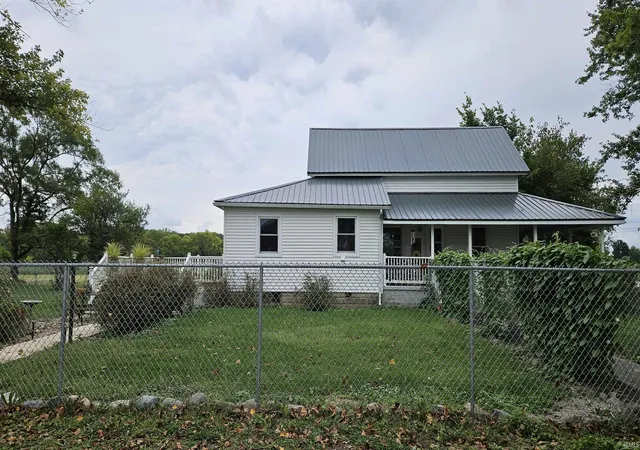 Photo 3 of Sale Pending at 5089 Se State Rd 116, Bluffton, IN 46714 | MLS# 202637429 | Listing updated on 2026-09-19