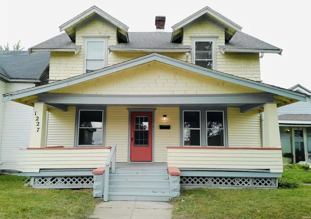 Manufactured home for sale at 1227 Napier St, South Bend, IN 46601-2636 | MLS# 202637430