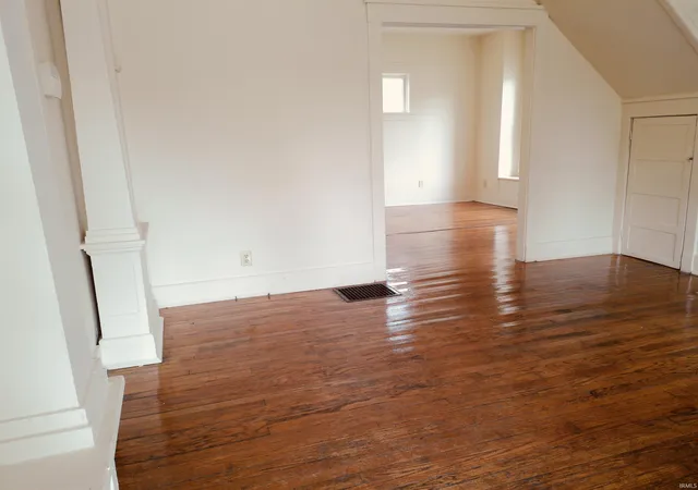 Photo 2 of Manufactured home for sale at 1227 Napier St, South Bend, IN 46601 | MLS# 202637430 | Listing updated on 2026-09-10