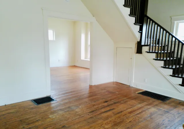Photo 3 of Manufactured home for sale at 1227 Napier St, South Bend, IN 46601 | MLS# 202637430 | Listing updated on 2026-09-10