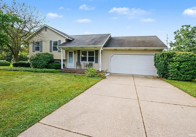 Photo 1 of Manufactured home for sale at 19238 State Line Rd, South Bend, IN 46637 | MLS# 202637431 | Listing updated on 2026-09-10