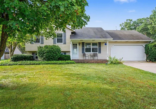 Photo 2 of Manufactured home for sale at 19238 State Line Rd, South Bend, IN 46637 | MLS# 202637431 | Listing updated on 2026-09-10